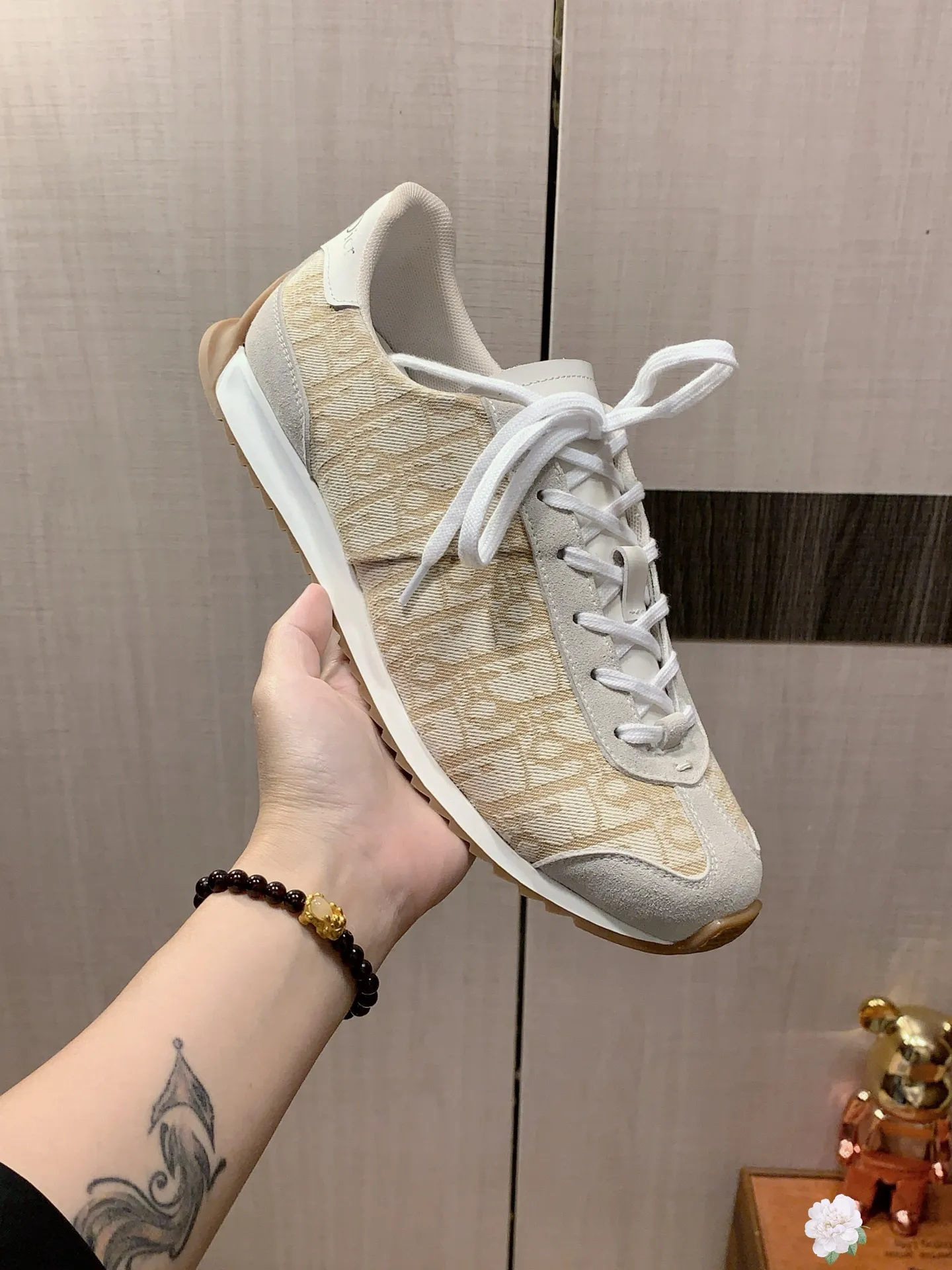Men's Men's Shoes💰442💰💰🎩🎩[Lightning][Lightning] "Dior DIOR*" The latest and most popular casual shoes, top brand [seduce] luxury ~ purchasing agency, top ~ quality. [Strong] The upper is made of imported breathable cowhide with woven material ➕ breathable sheepskin feet (•) and fine workmanship. The original stylish and stylish soft rubber wear-resistant and non-slip outsole is light and comfortable on the feet. The real thing looks better when photographed in real life. 413: Code: 35-44, 45.46 can be customized, 8️⃣ colors selected